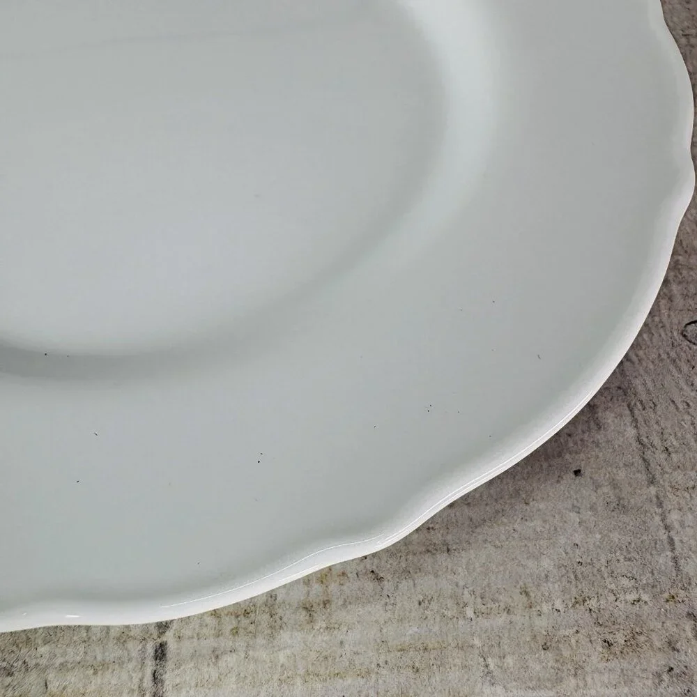 Ikea of Sweden UPPLAGA 21986 White Scalloped Porcelain Lunch Salad Plates Set 2